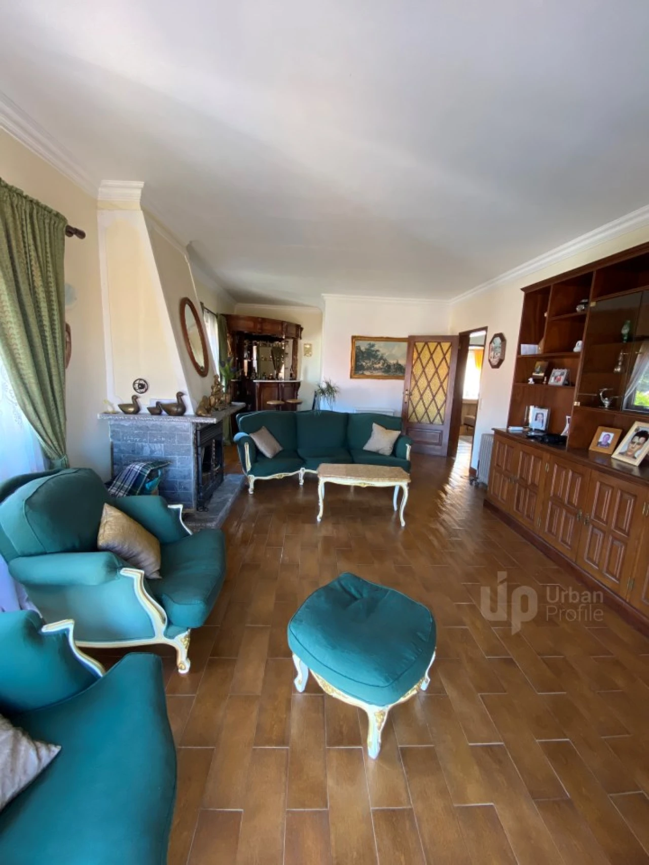 Moradia T4 para Venda em Alcabideche Foto 3