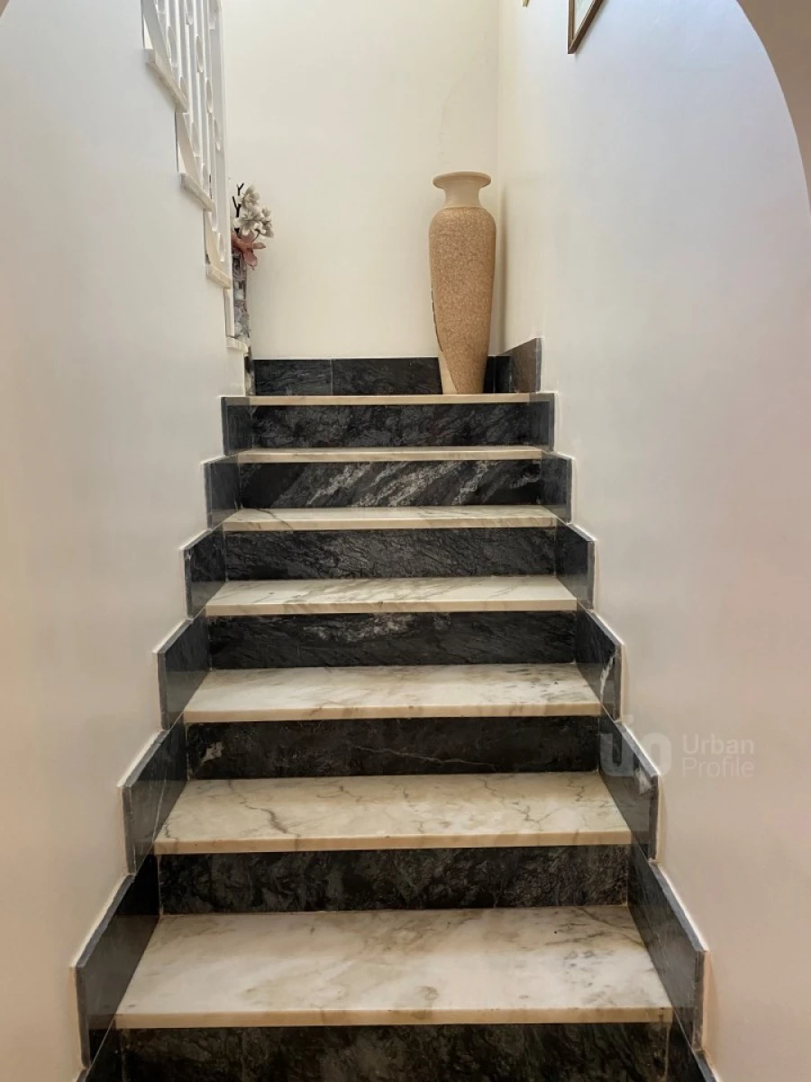 Moradia T4 para Venda em Alcabideche Foto 18