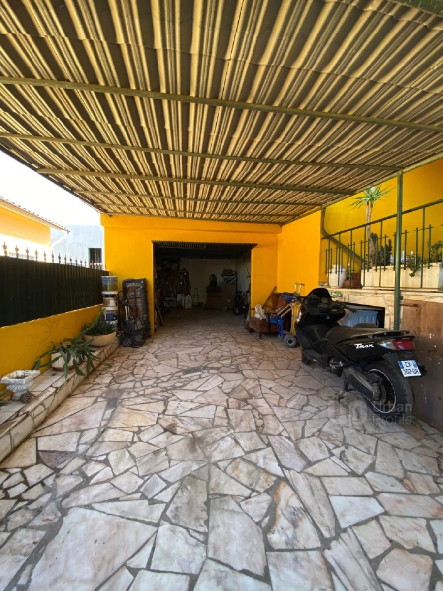 Moradia T4 para Venda em Alcabideche Foto 22