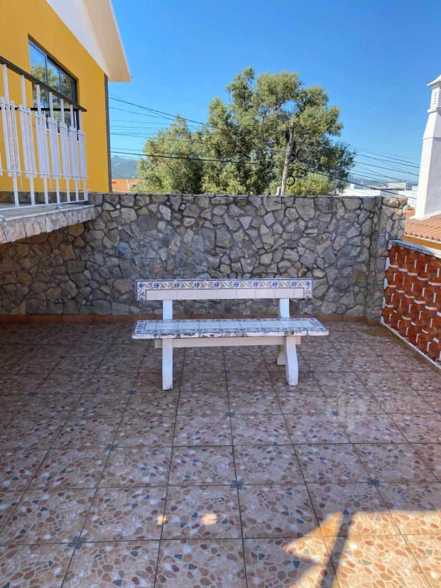 Moradia T4 para Venda em Alcabideche Foto 23