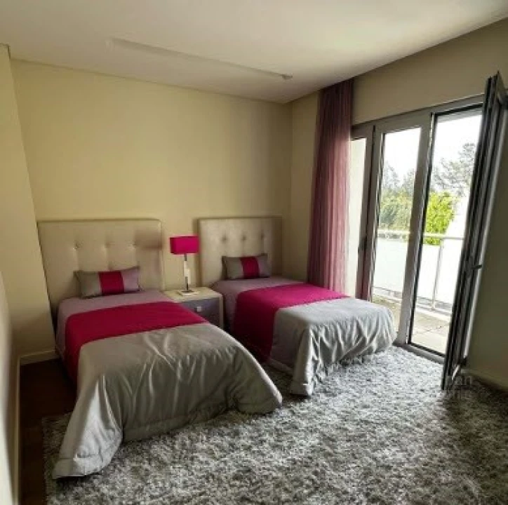 Moradia T3 para Venda em Carcavelos e Parede Foto 12