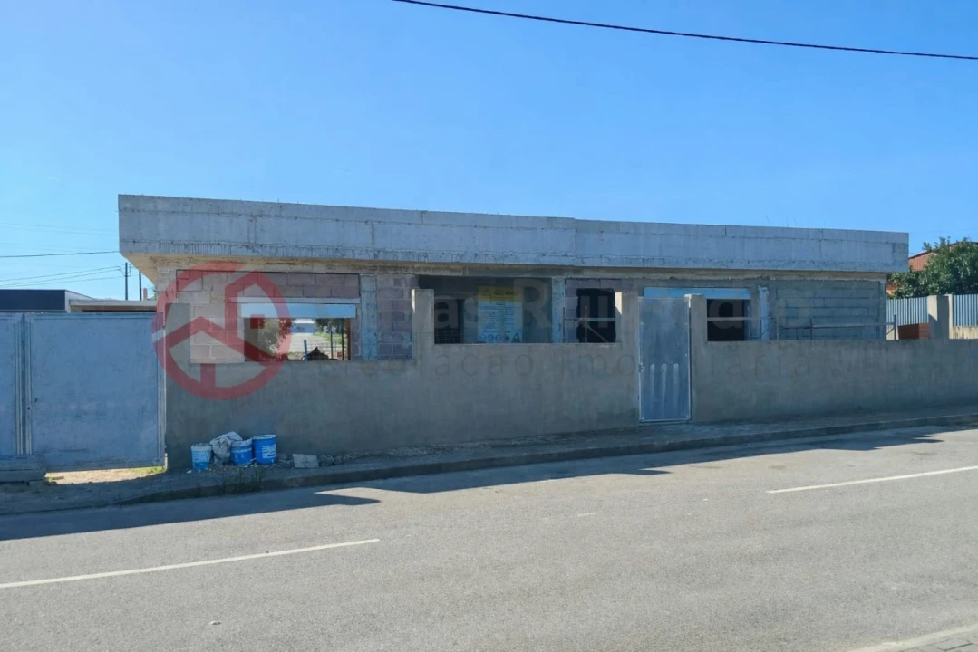 Moradia T4 para Venda em Quinta do Anjo Foto 16
