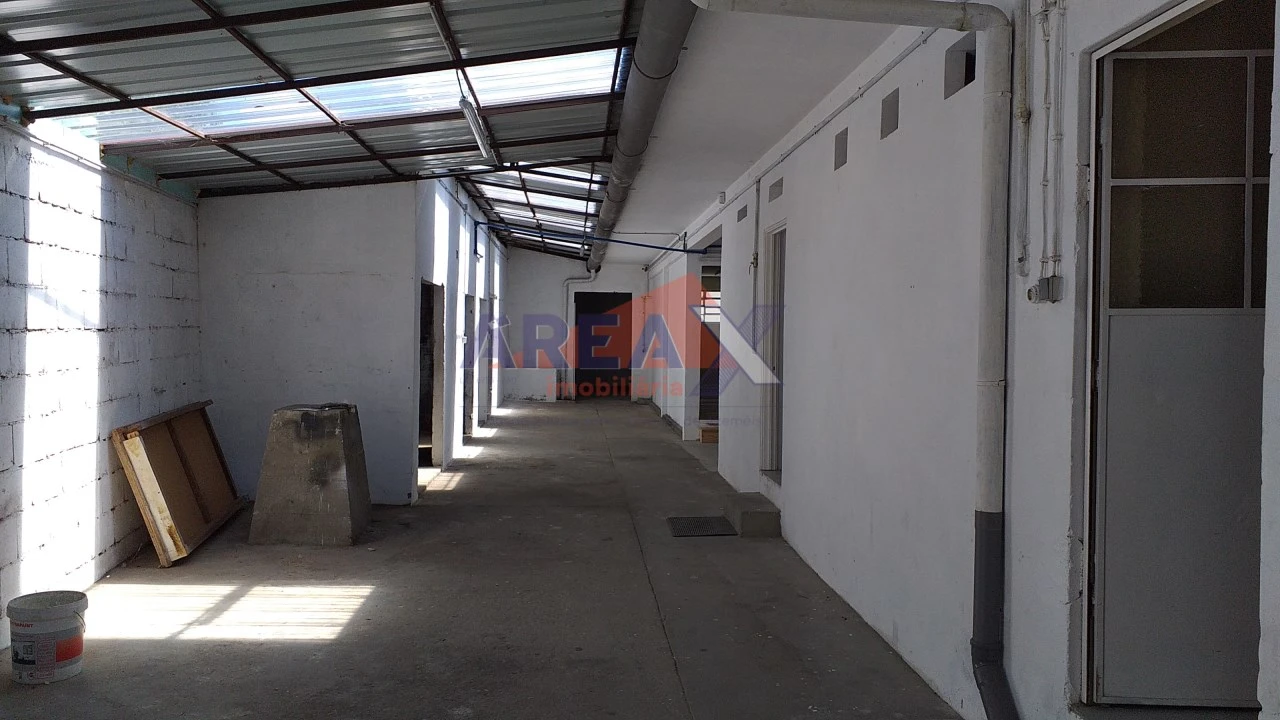 Armazém para Arrendamento em O. Azeméis, Riba-Ul, Ul, Macinhata Seixa, Madail Foto 4