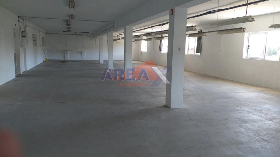 Armazém para Arrendamento em O. Azeméis, Riba-Ul, Ul, Macinhata Seixa, Madail Foto 2