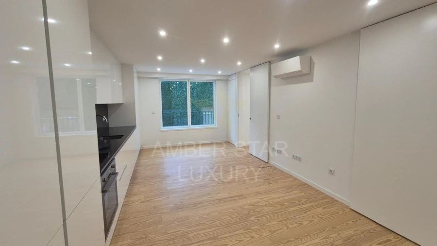 Apartamento T1 para Arrendamento em Santa Marinha e São Pedro da Afurada Foto 2