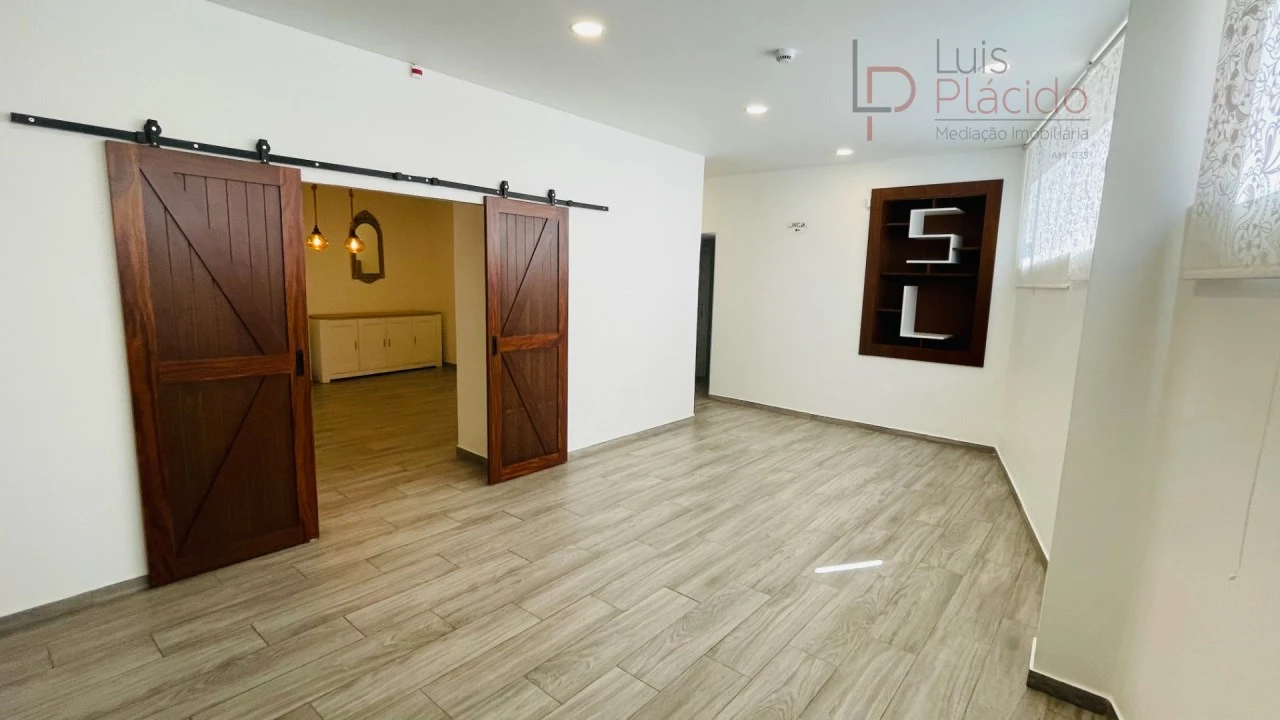 Negócio para Venda em Sines Foto 6