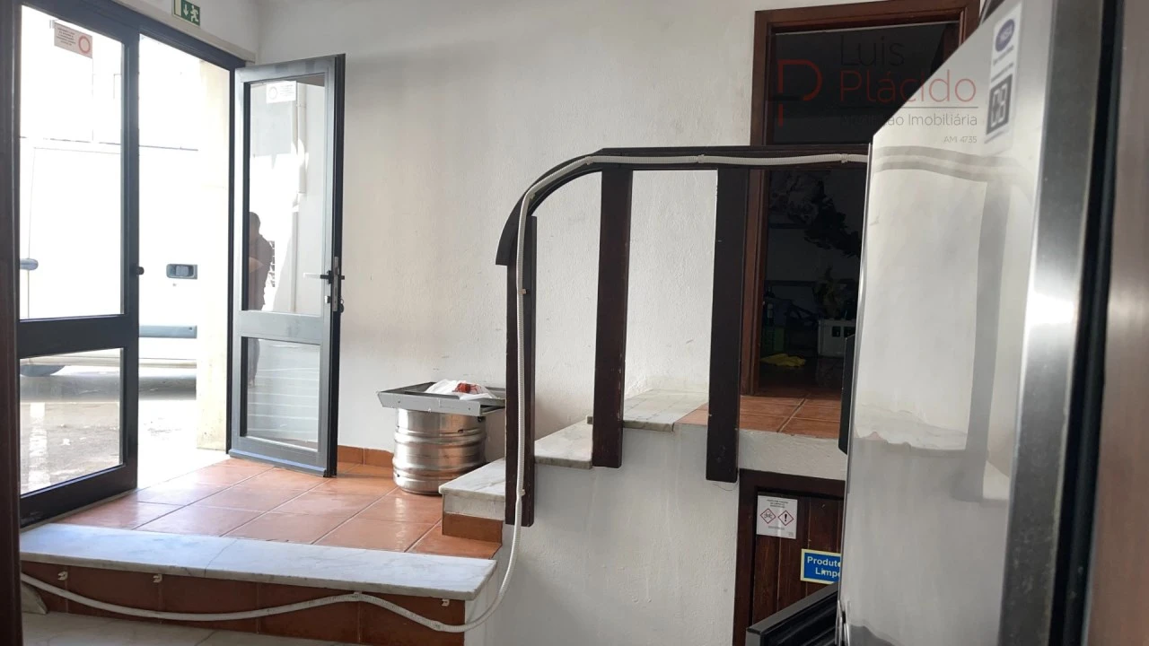Negócio para Venda em Sines Foto 16