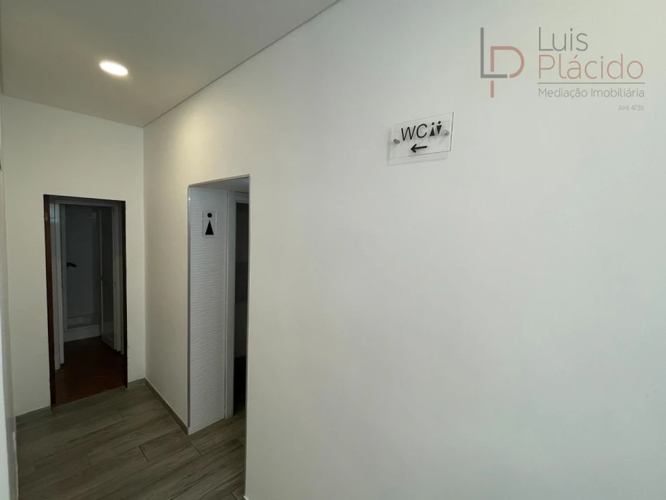 Negócio para Venda em Sines Foto 18