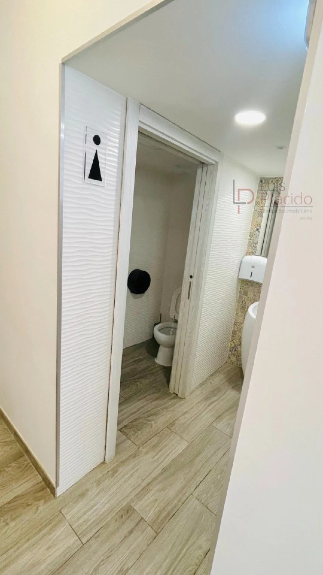 Negócio para Venda em Sines Foto 19