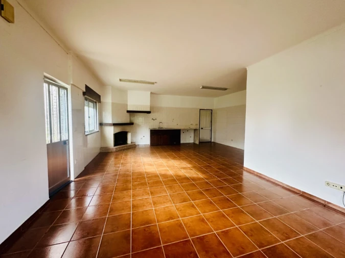 Moradia T3 para Venda em Martinchel Foto 2