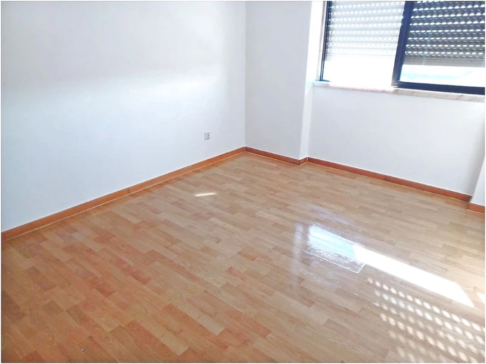 Apartamento T3 para Venda em Amora Foto 3