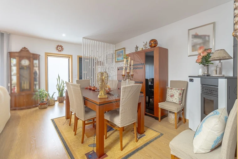 Moradia T4 para Venda em Ovar, São João, Arada e São Vicente de Pereira Jusã Foto 5