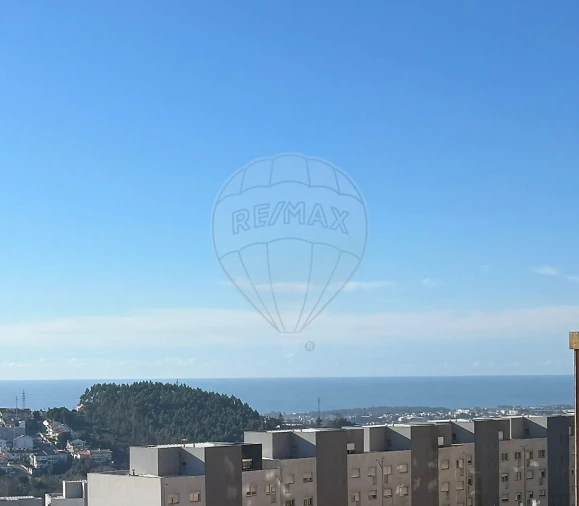 Apartamento T4 para Venda em Vilar de Andorinho Foto 24