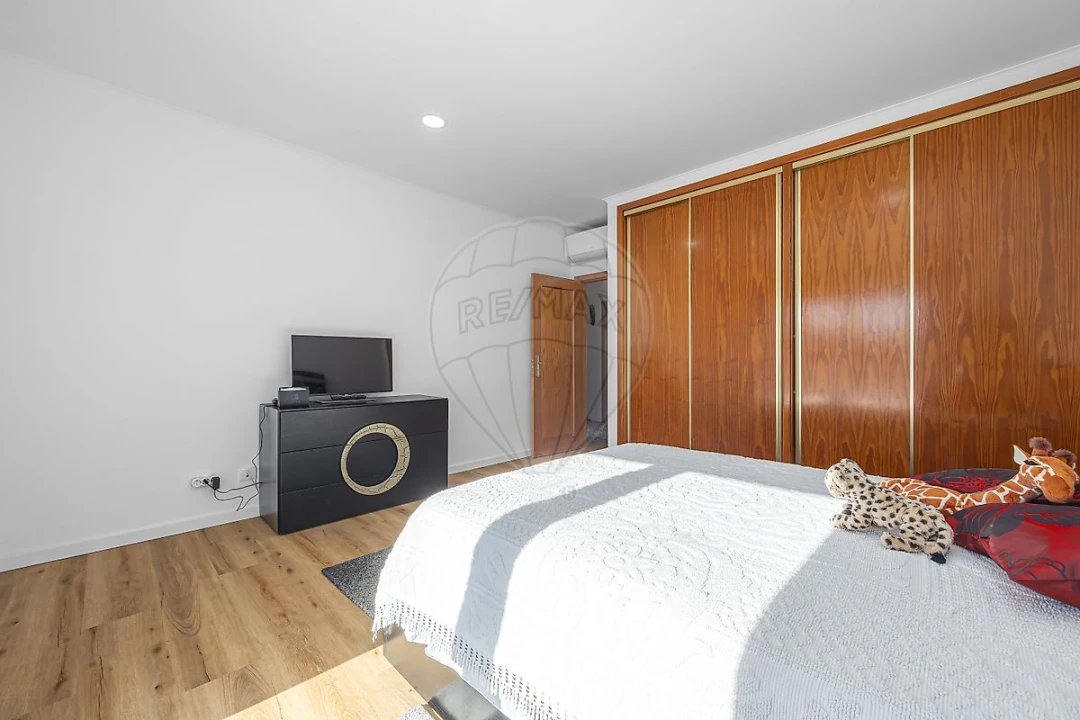 Moradia T3 para Venda em Roliça Foto 19