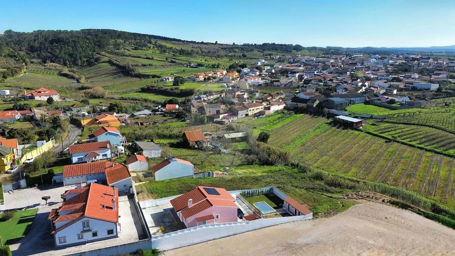 Moradia T3 para Venda em Roliça Foto 3