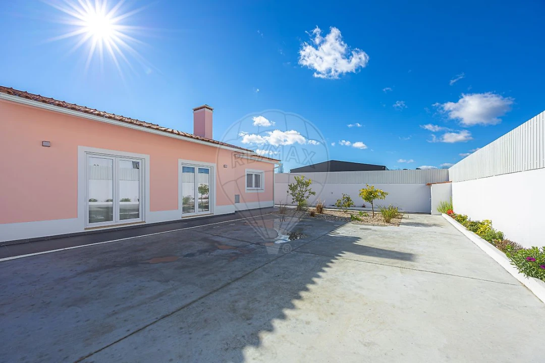 Moradia T3 para Venda em Roliça Foto 27