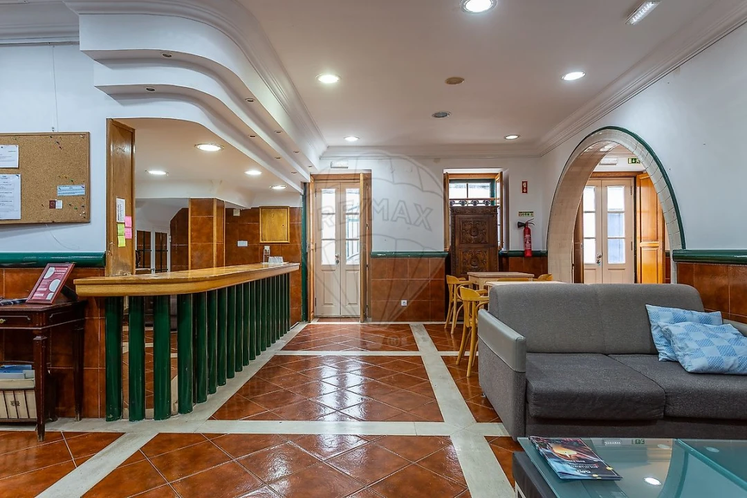 Prédio para Venda em Campo de Ourique Foto 6