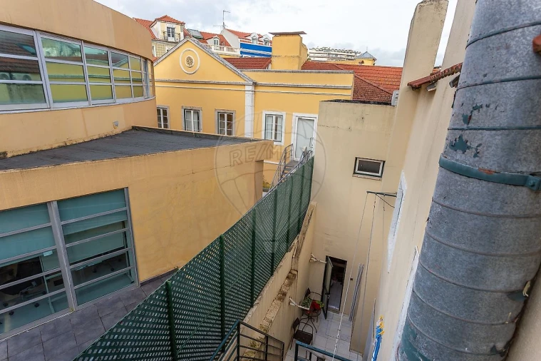 Prédio para Venda em Campo de Ourique Foto 34