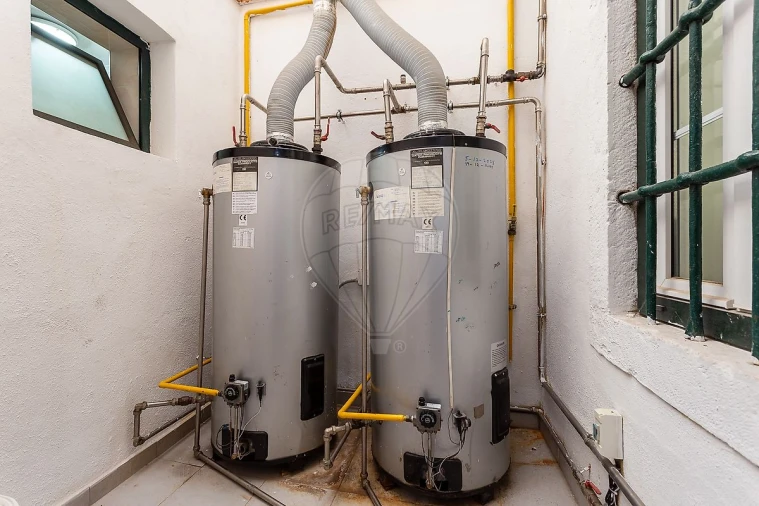 Prédio para Venda em Campo de Ourique Foto 20