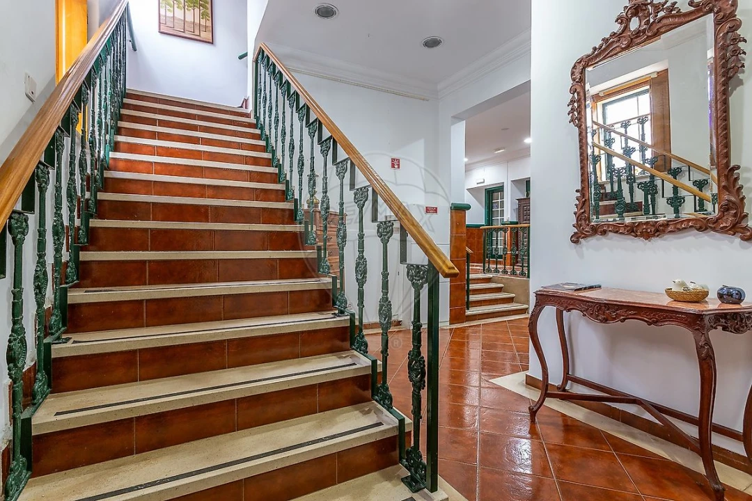 Prédio para Venda em Campo de Ourique Foto 22