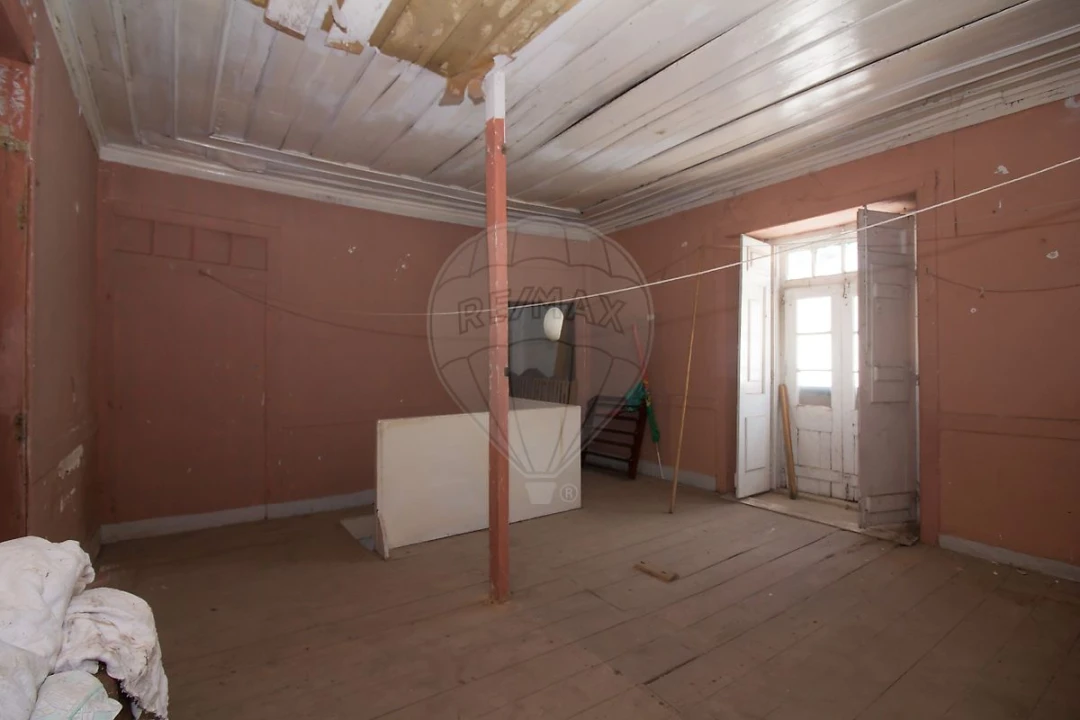 Moradia T2 para Venda em Alenquer (Santo Estêvão e Triana) Foto 22