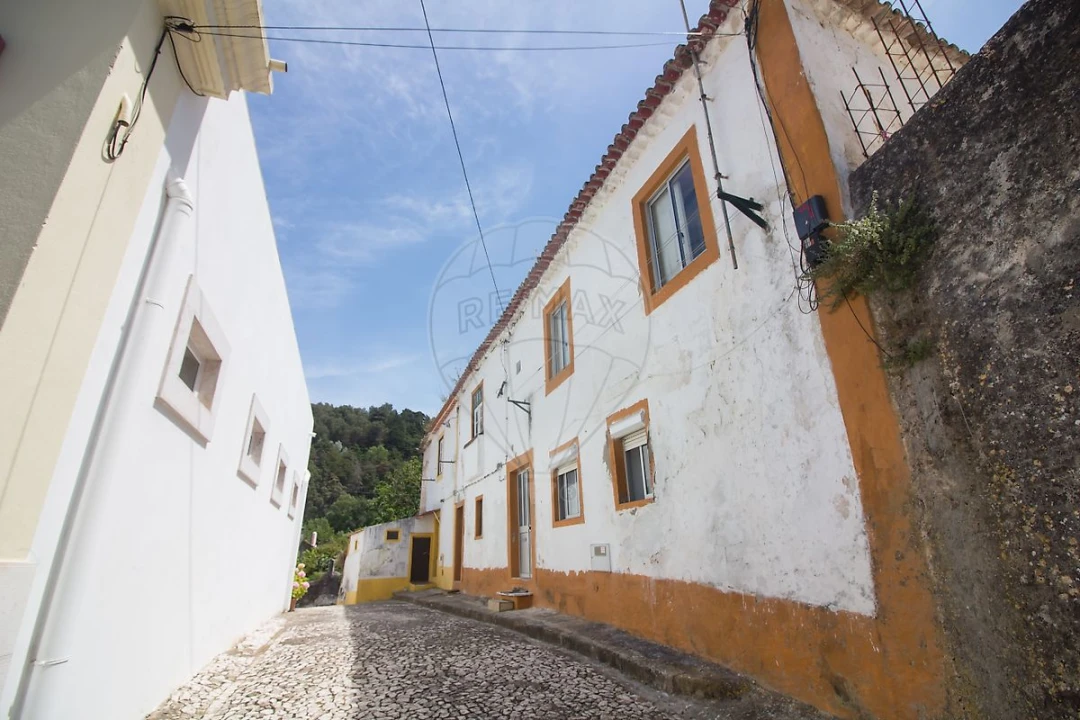 Moradia T2 para Venda em Alenquer (Santo Estêvão e Triana) Foto 3