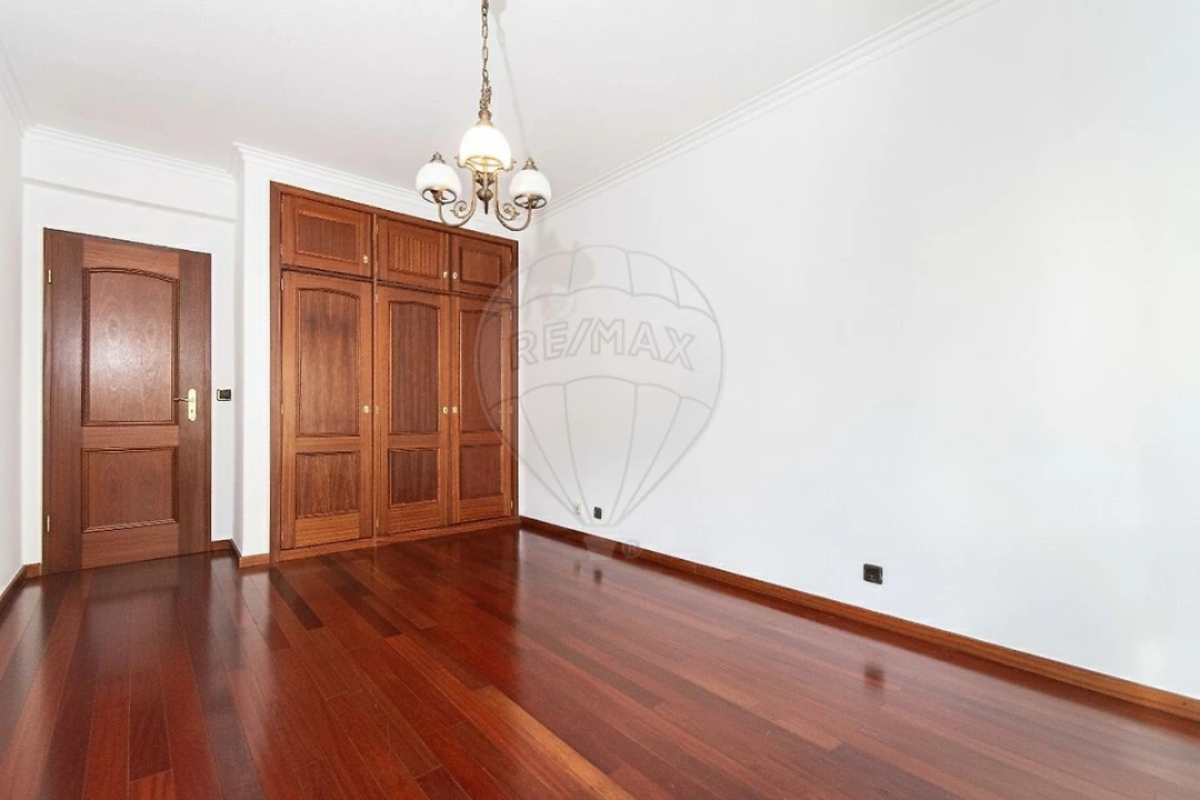 Apartamento T3 para Venda em Carregado e Cadafais Foto 18