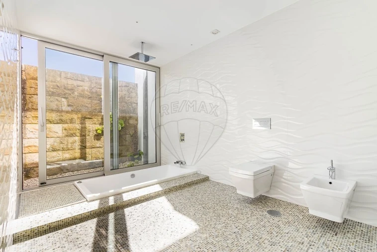 Moradia T6 para Venda em Gulpilhares e Valadares Foto 20