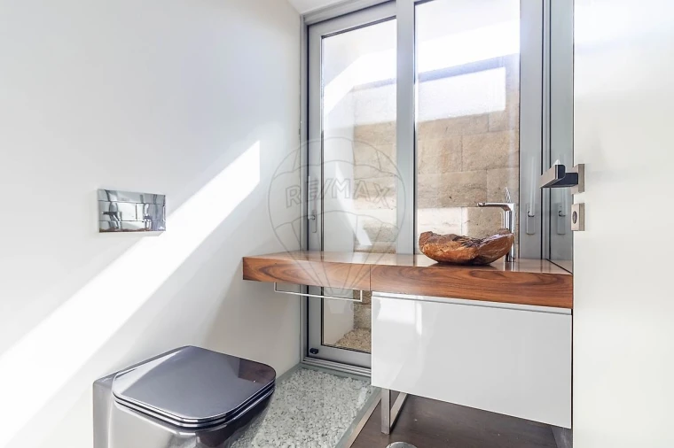 Moradia T6 para Venda em Gulpilhares e Valadares Foto 13