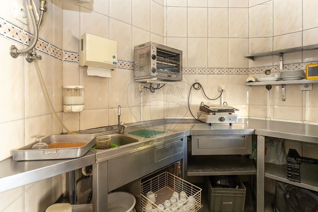 Loja para Venda em Olivais Foto 12