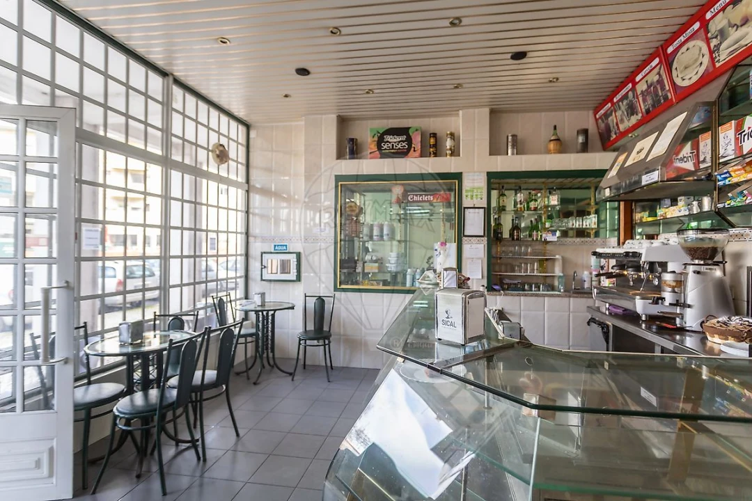 Loja para Venda em Olivais Foto 9