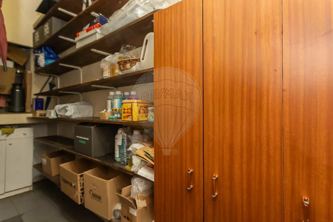 Loja para Venda em Olivais Foto 13