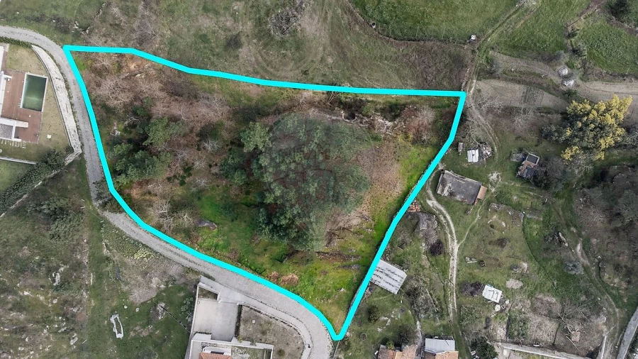 Terreno para Venda em Várzea, Aliviada e Folhada Foto 2