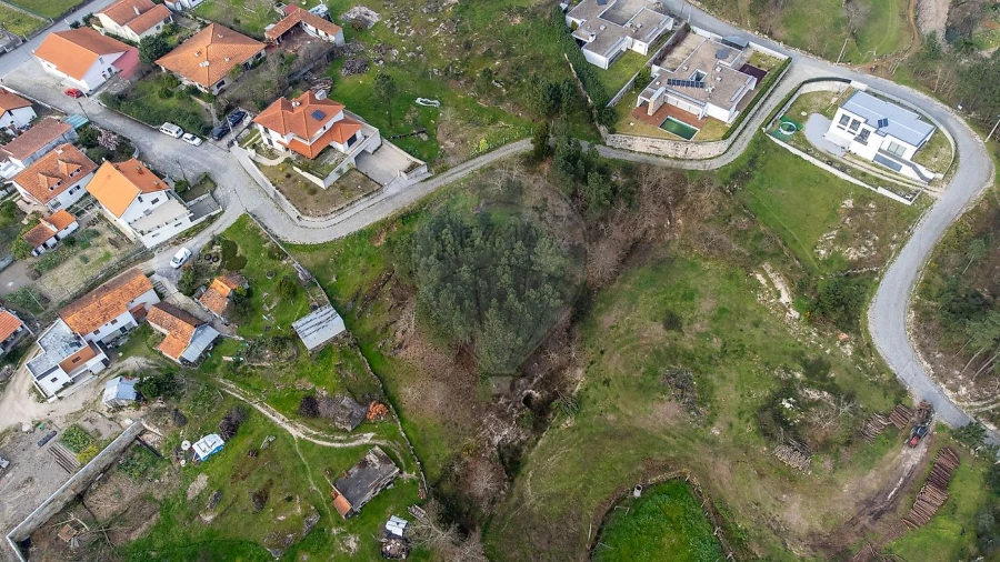 Terreno para Venda em Várzea, Aliviada e Folhada Foto 5