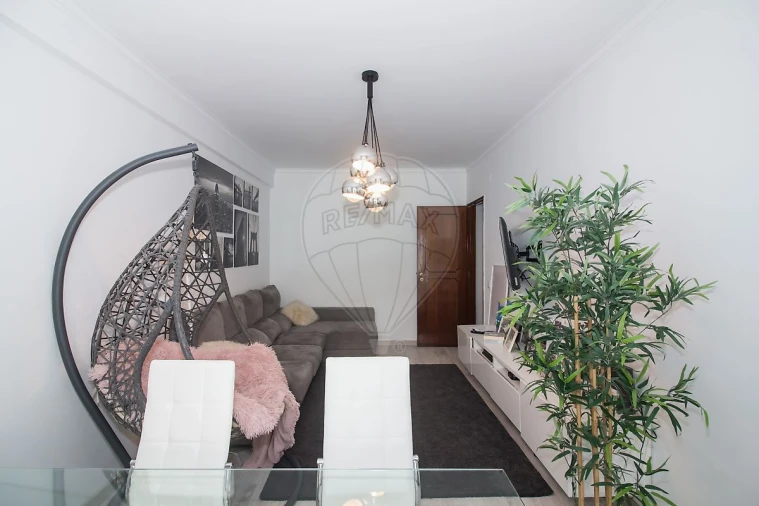 Apartamento T2 para Venda em Mina de Água Foto 6