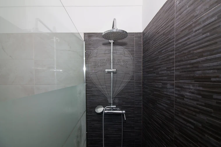 Apartamento T2 para Venda em Mina de Água Foto 8