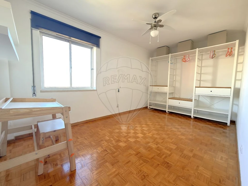 Apartamento T3 para Venda em Caparica e Trafaria Foto 5