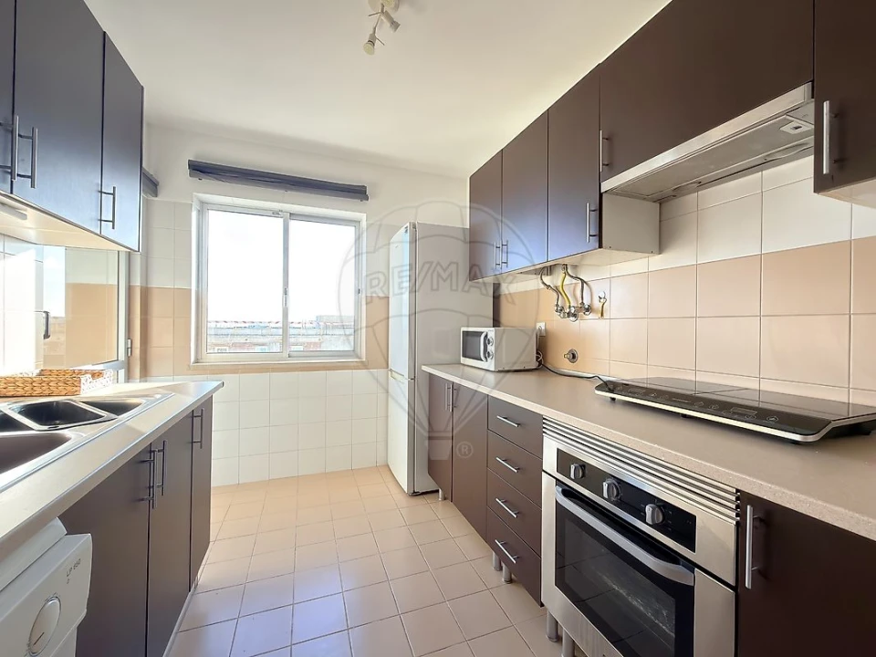 Apartamento T3 para Venda em Caparica e Trafaria Foto 17