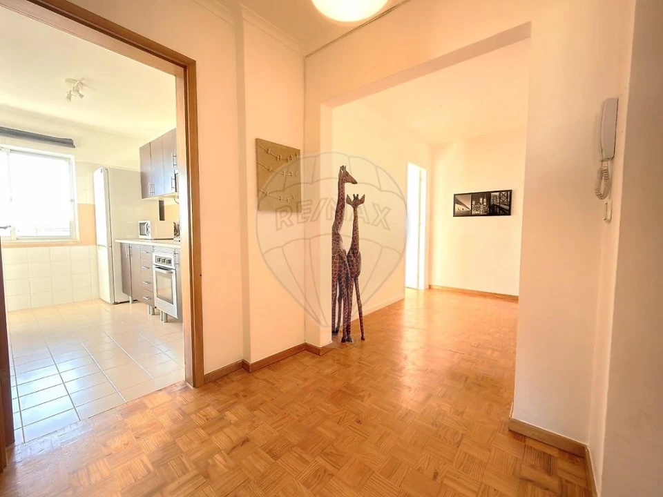 Apartamento T3 para Venda em Caparica e Trafaria Foto 14