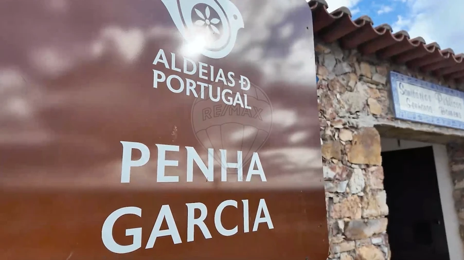 Negócio para Venda em Penha Garcia Foto 6