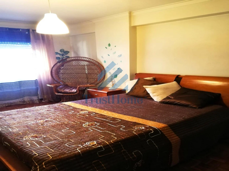 Apartamento T2 para Venda em Queluz e Belas Foto 14