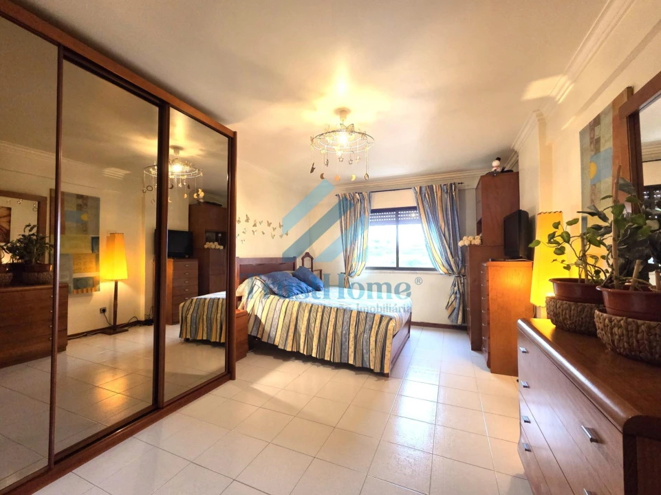 Apartamento T2 para Venda em Queluz e Belas Foto 19