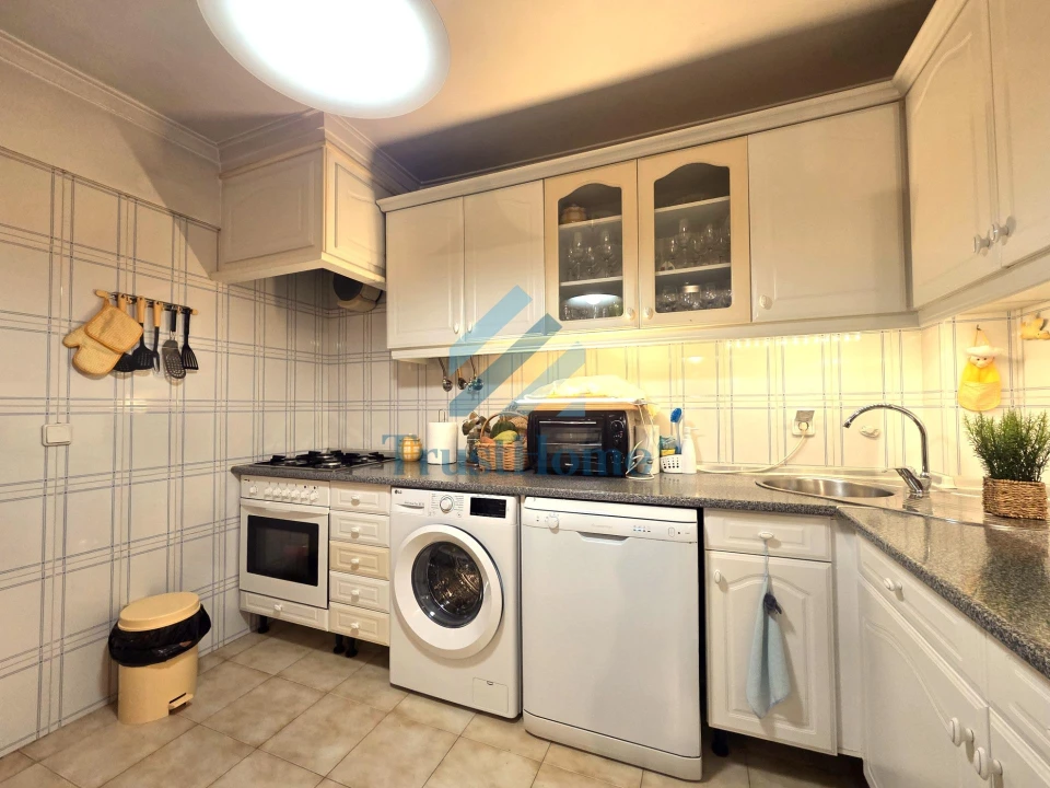 Apartamento T2 para Venda em Queluz e Belas Foto 8