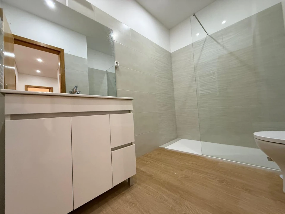 Apartamento T3 para Venda em São Domingos de Benfica Foto 11