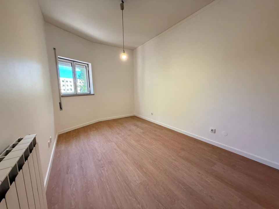 Apartamento T3 para Venda em São Domingos de Benfica Foto 18