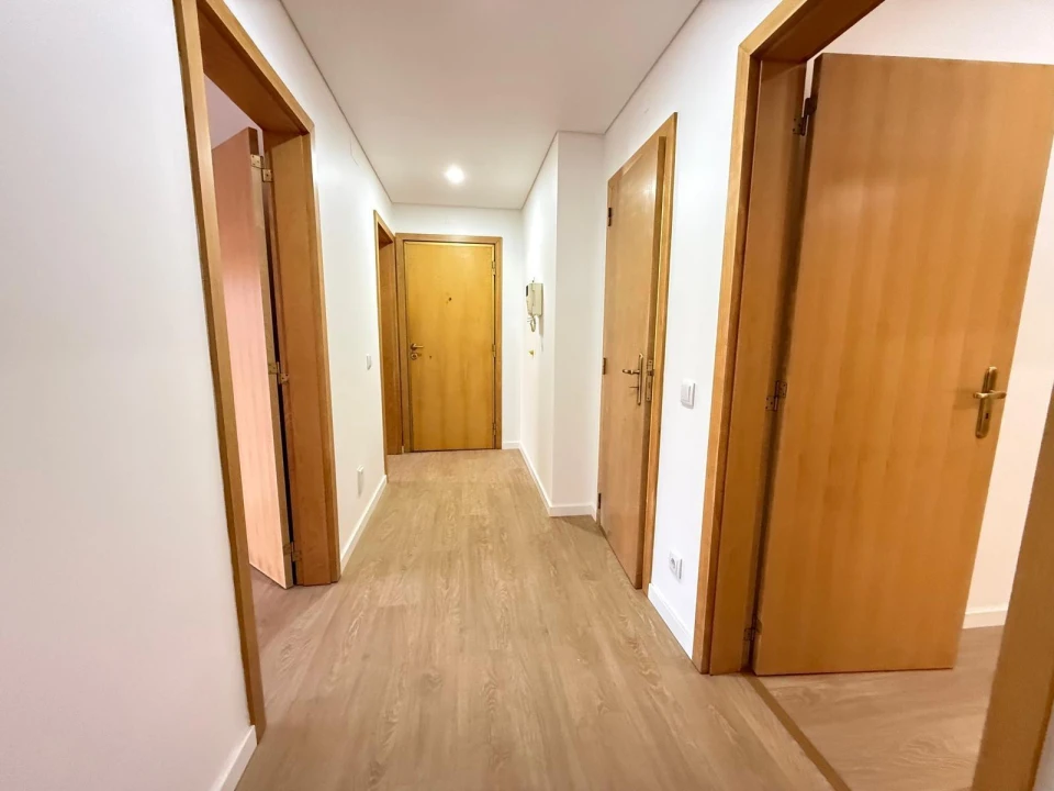 Apartamento T3 para Venda em São Domingos de Benfica Foto 7