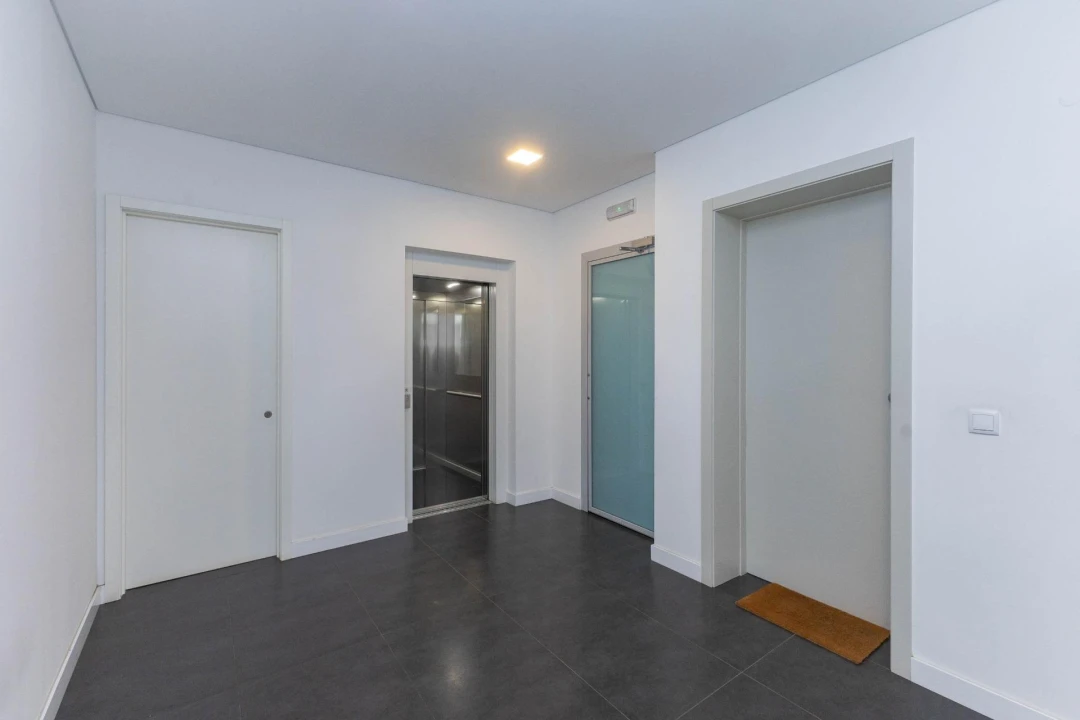 Apartamento T2 para Venda em Nogueira e Silva Escura Foto 23