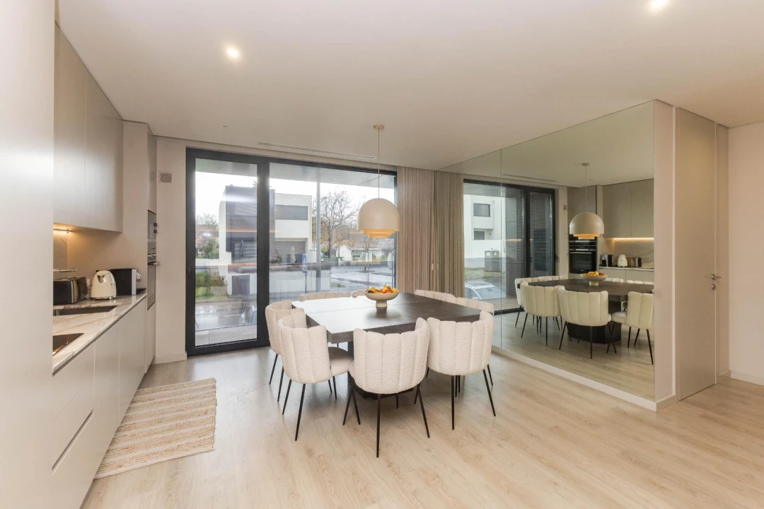 Apartamento T2 para Venda em Nogueira e Silva Escura Foto 4