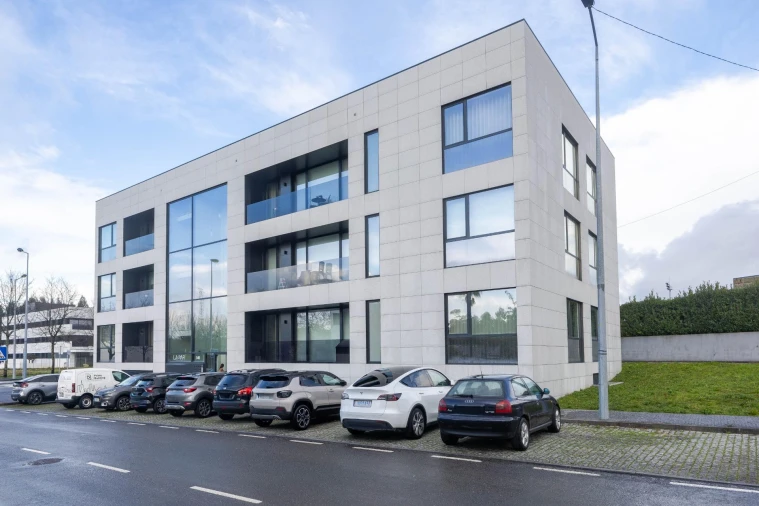 Apartamento T2 para Venda em Nogueira e Silva Escura Foto 24