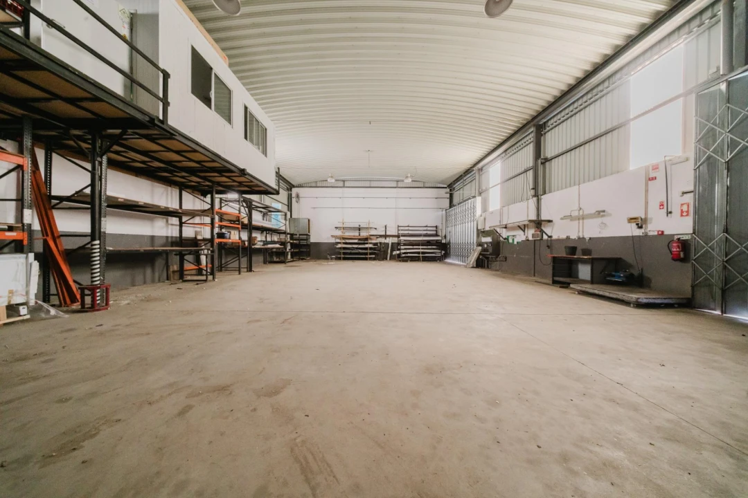 Armazém para Venda em Agualva e Mira-Sintra Foto 2